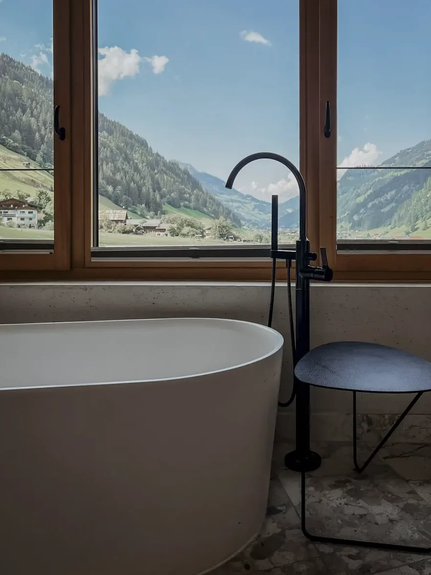 COCOtravel Moargut Sommer Suite Badezimmer 3 e1725890188650 COCOtravel Moargut Sommer Suite Badezimmer 3 e1725890188650