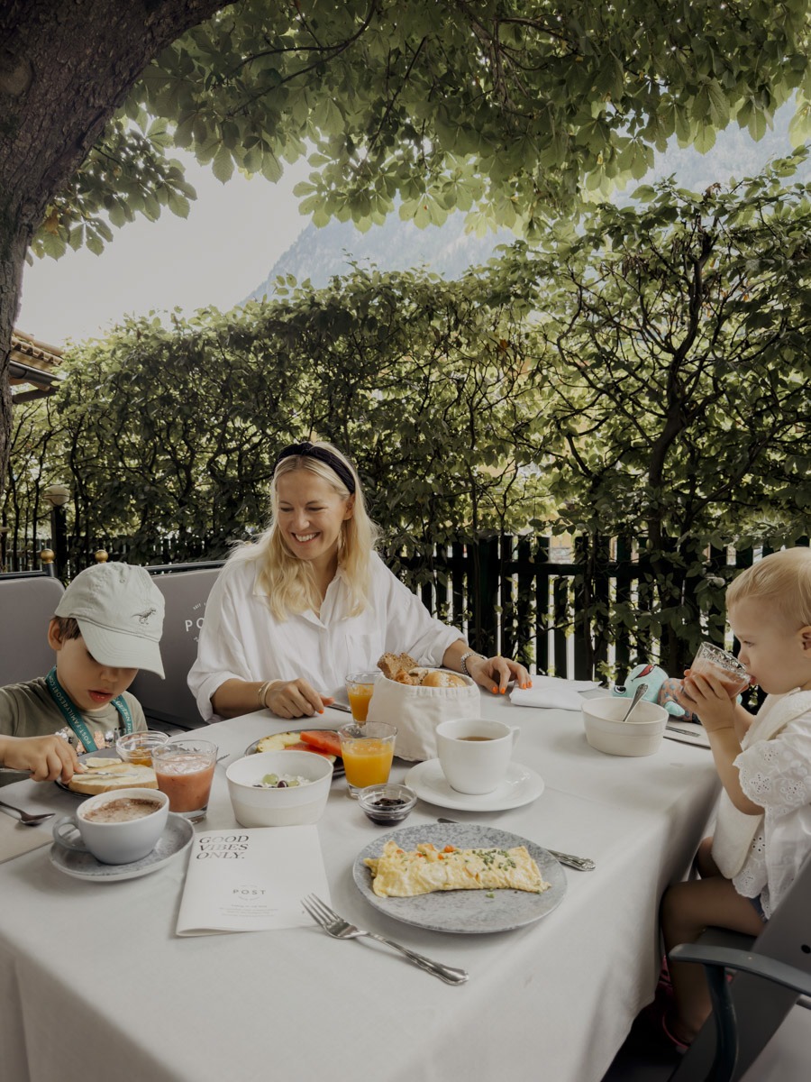 COCOtravel PostFamilyResort Fruehstueck 6