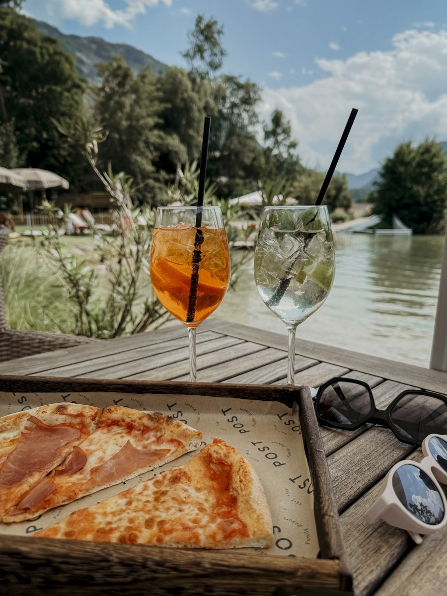 COCOtravel PostFamilyResort Strandhaus Pizza