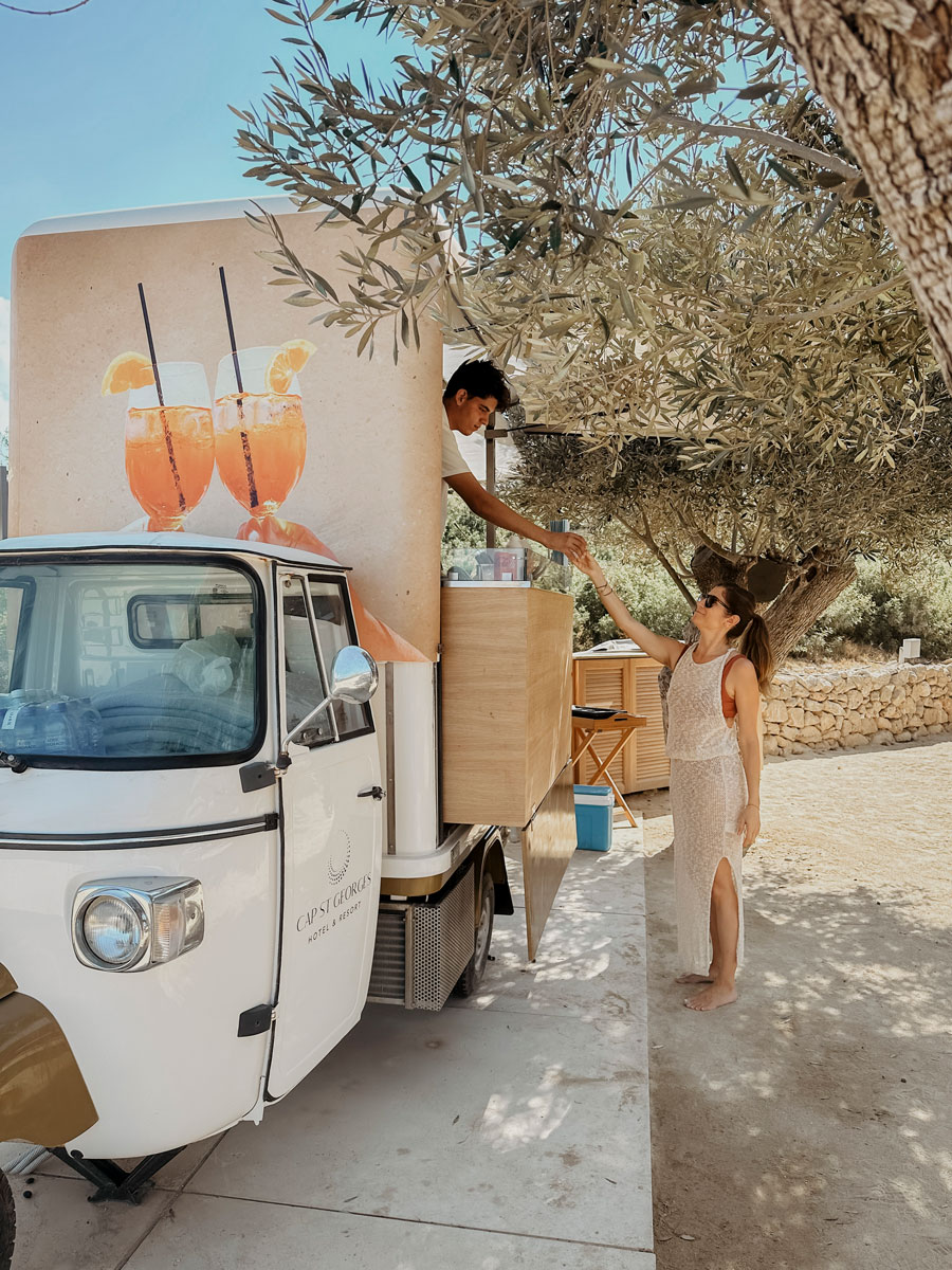 COCOtravel Zypern CapStGeorges Kaffeewagen 4 COCOtravel Zypern CapStGeorges Kaffeewagen 4
