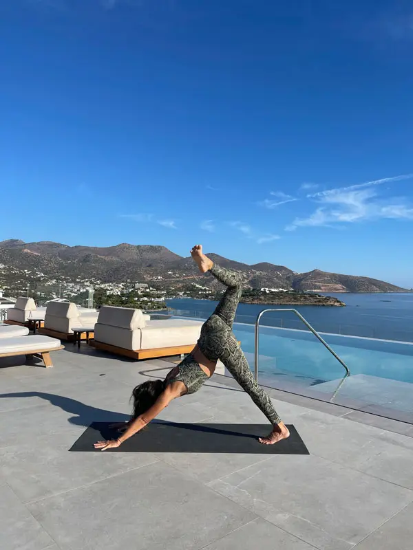 COCOtravel Kreta Intercontinental Yoga1 COCOtravel Kreta Intercontinental Yoga1