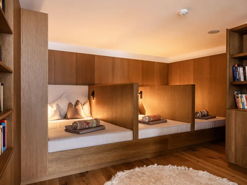 COCOtravel Seevilla Wolfgangsee Ruheraum mit Bibliothek COCOtravel Seevilla Wolfgangsee Ruheraum mit Bibliothek