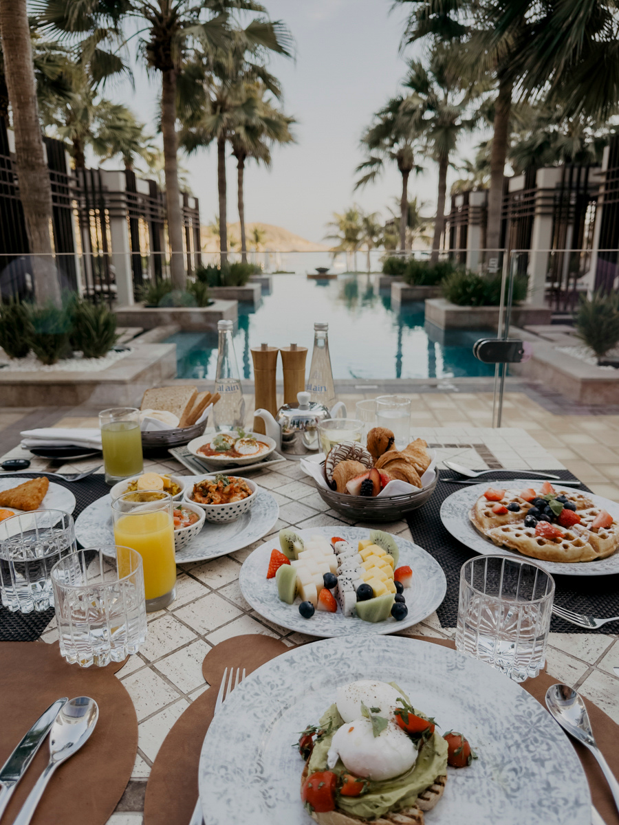 COCOtravel Oman JumeirahMuscatBay Fruehstueck COCOtravel Oman JumeirahMuscatBay Fruehstueck