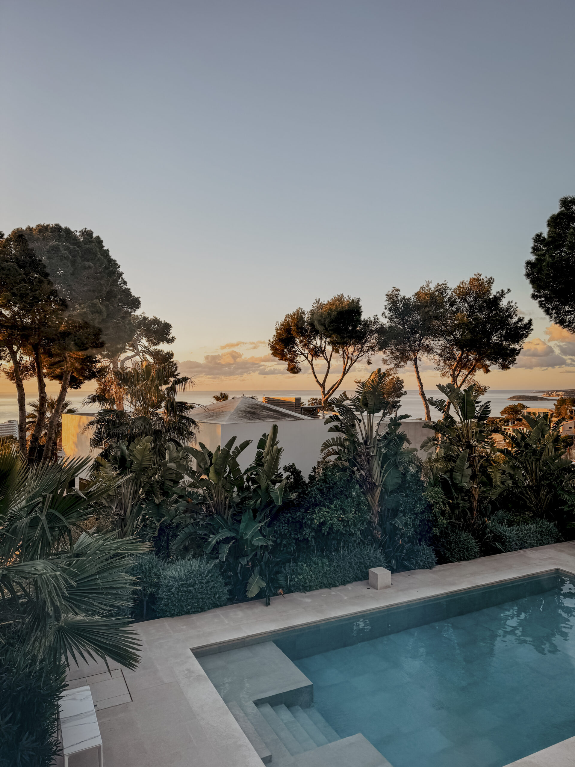 COCOtravel Mallorca VillaRiviera Pool 3 scaled