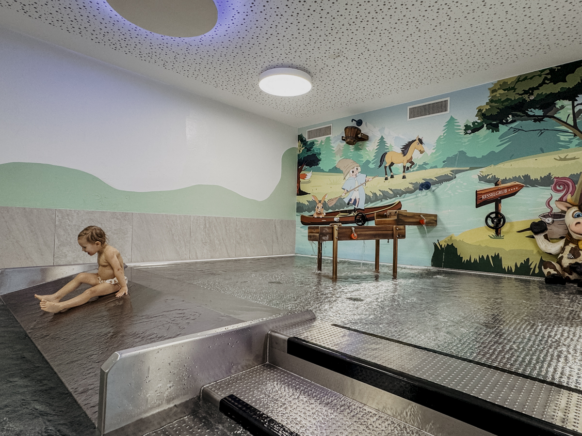 COCOtravel Oesterreich Kesselgrub Spa Babybecken 3 COCOtravel Oesterreich Kesselgrub Spa Babybecken 3