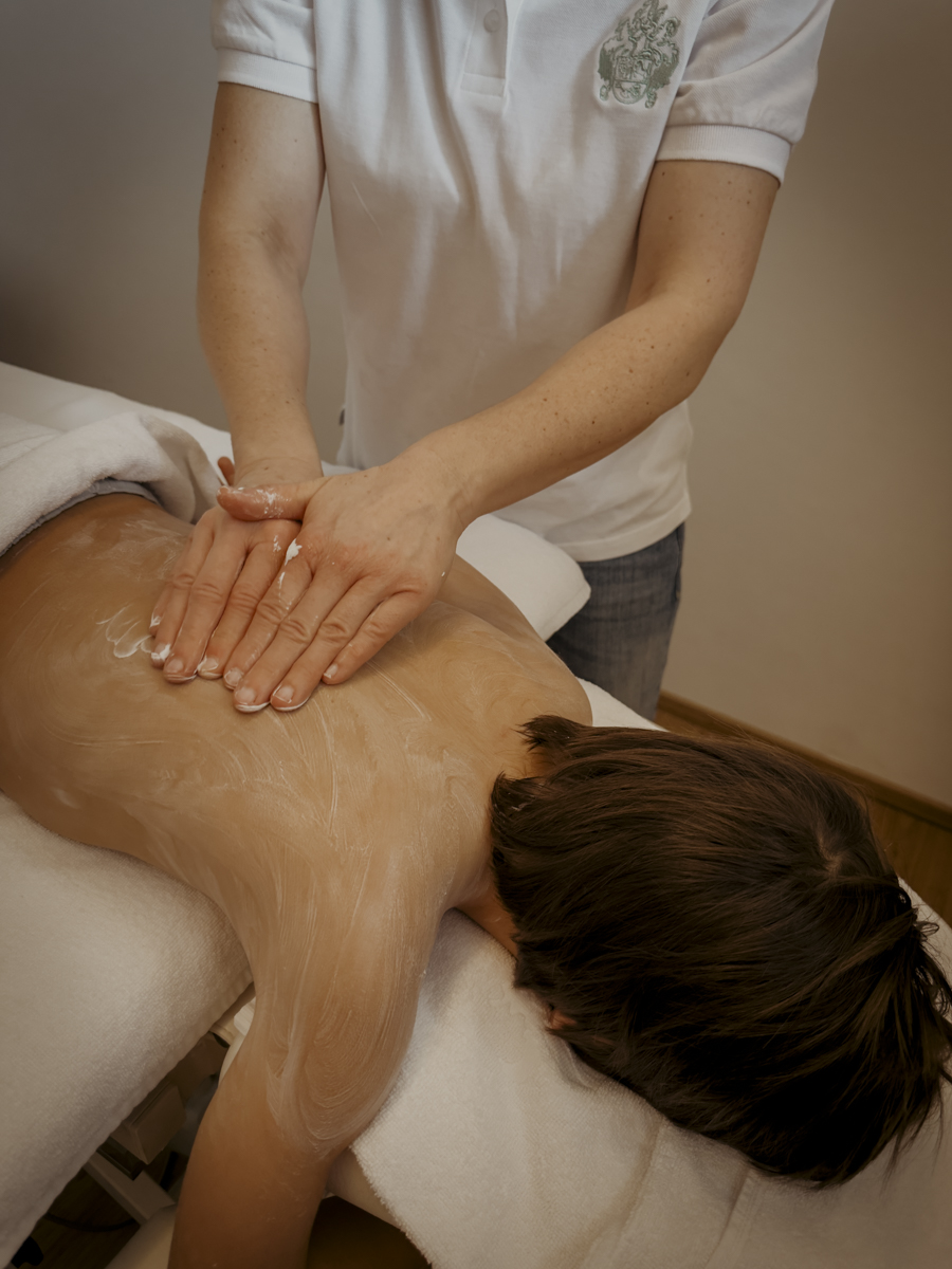 COCOtravel Oesterreich Kesselgrub Spa Kindermassage COCOtravel Oesterreich Kesselgrub Spa Kindermassage