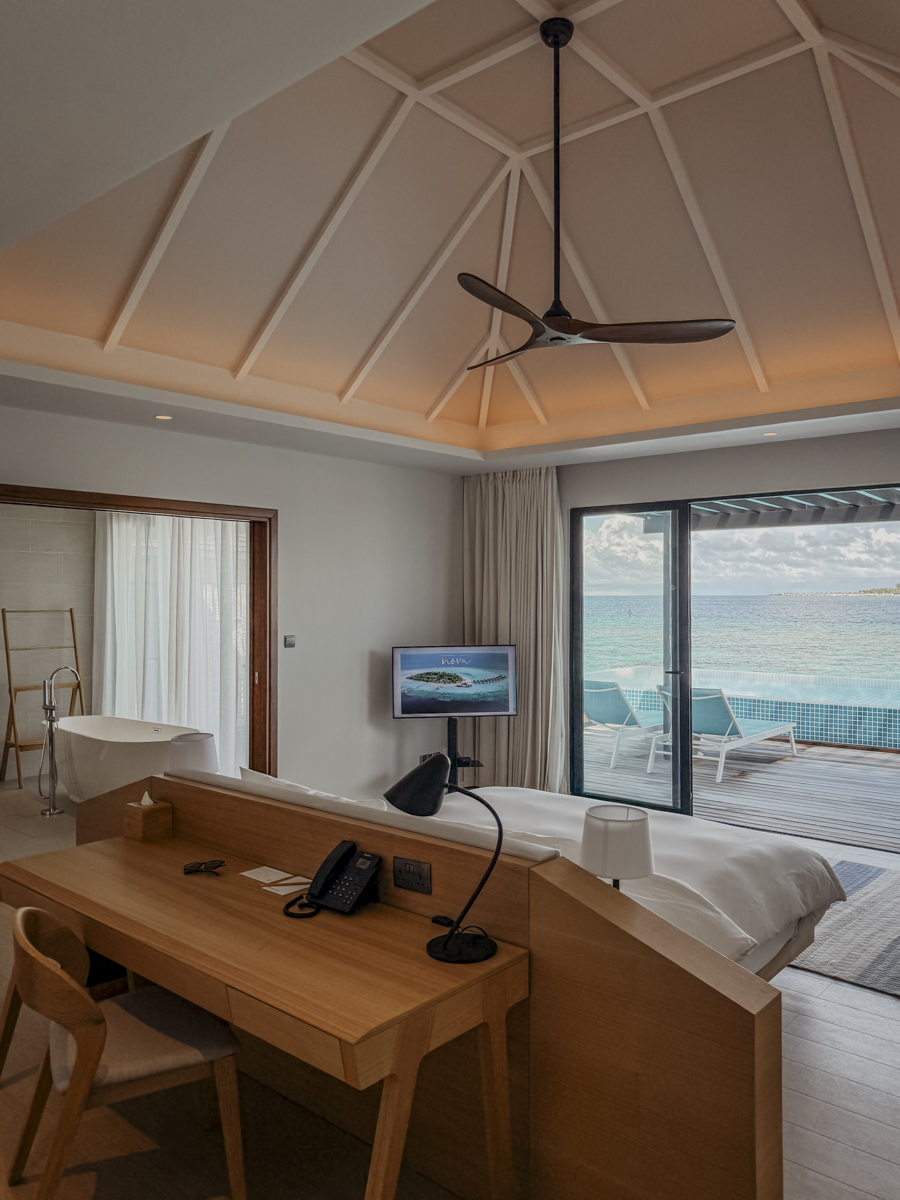 COCOtravel Malediven Nova OverwaterVilla 201