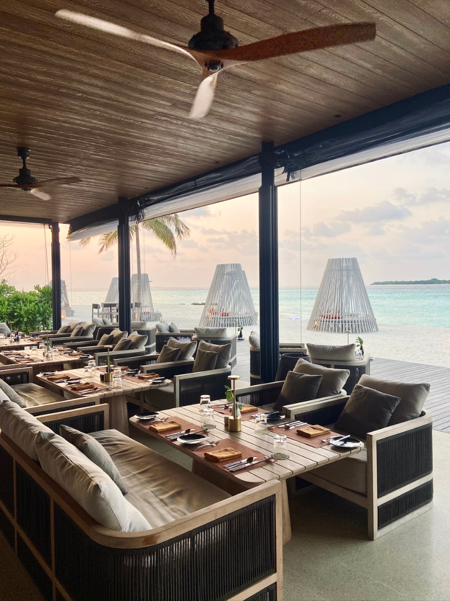 COCOtravel Malediven Raayabyatmosphere AMPERND1