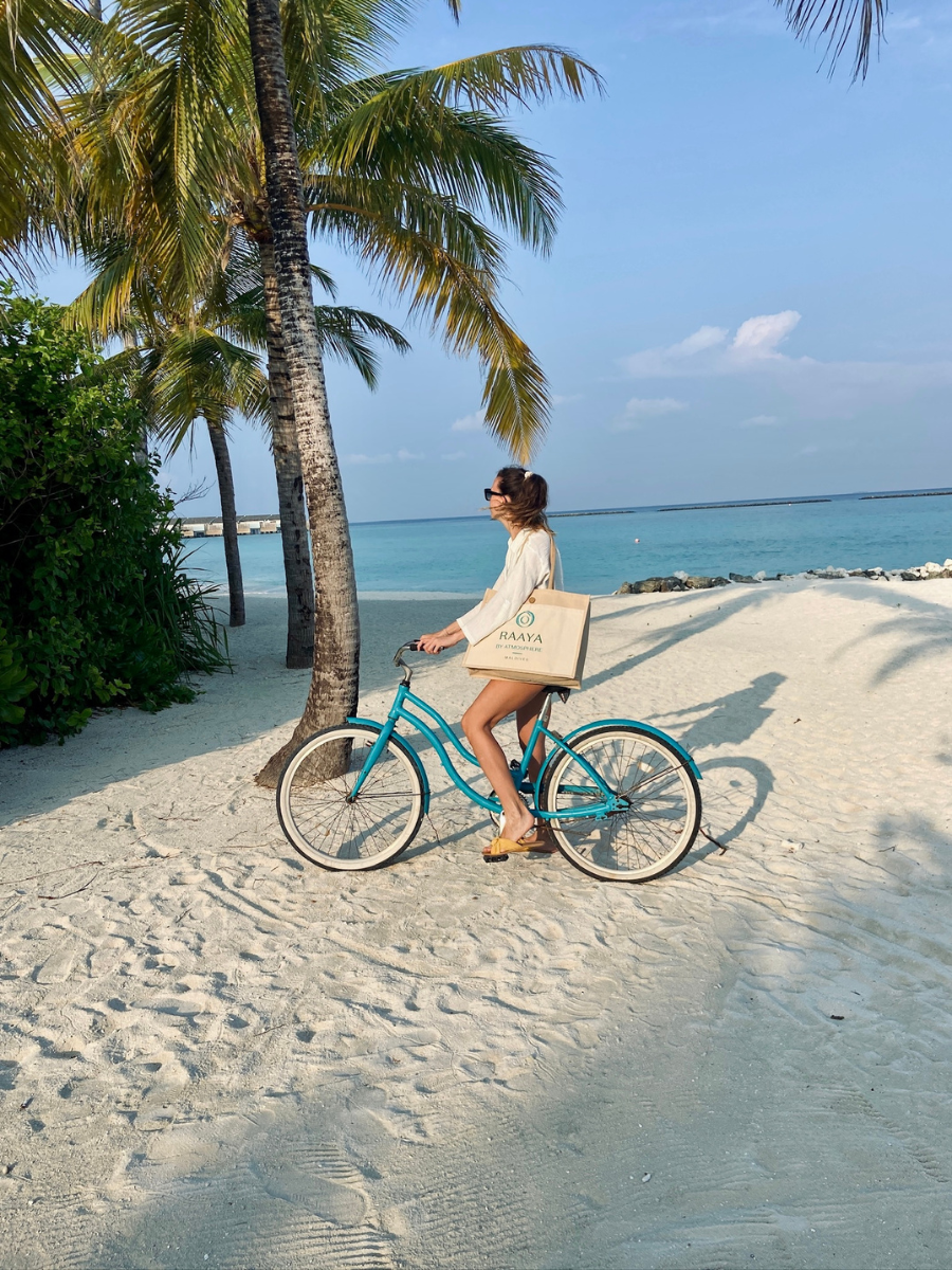 COCOtravel Malediven Raayabyatmosphere Fahrrad