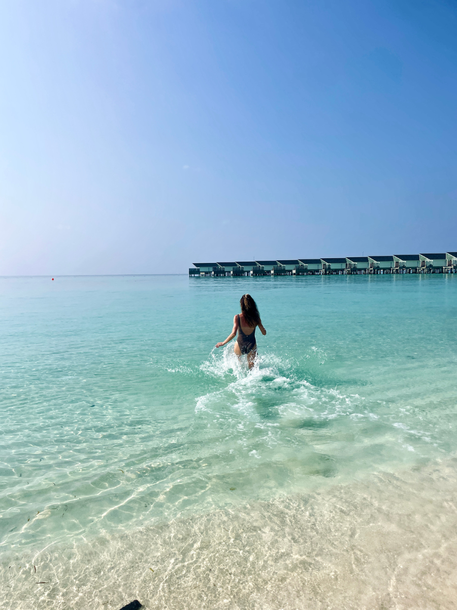 COCOtravel Malediven Raayabyatmosphere Wassernixe