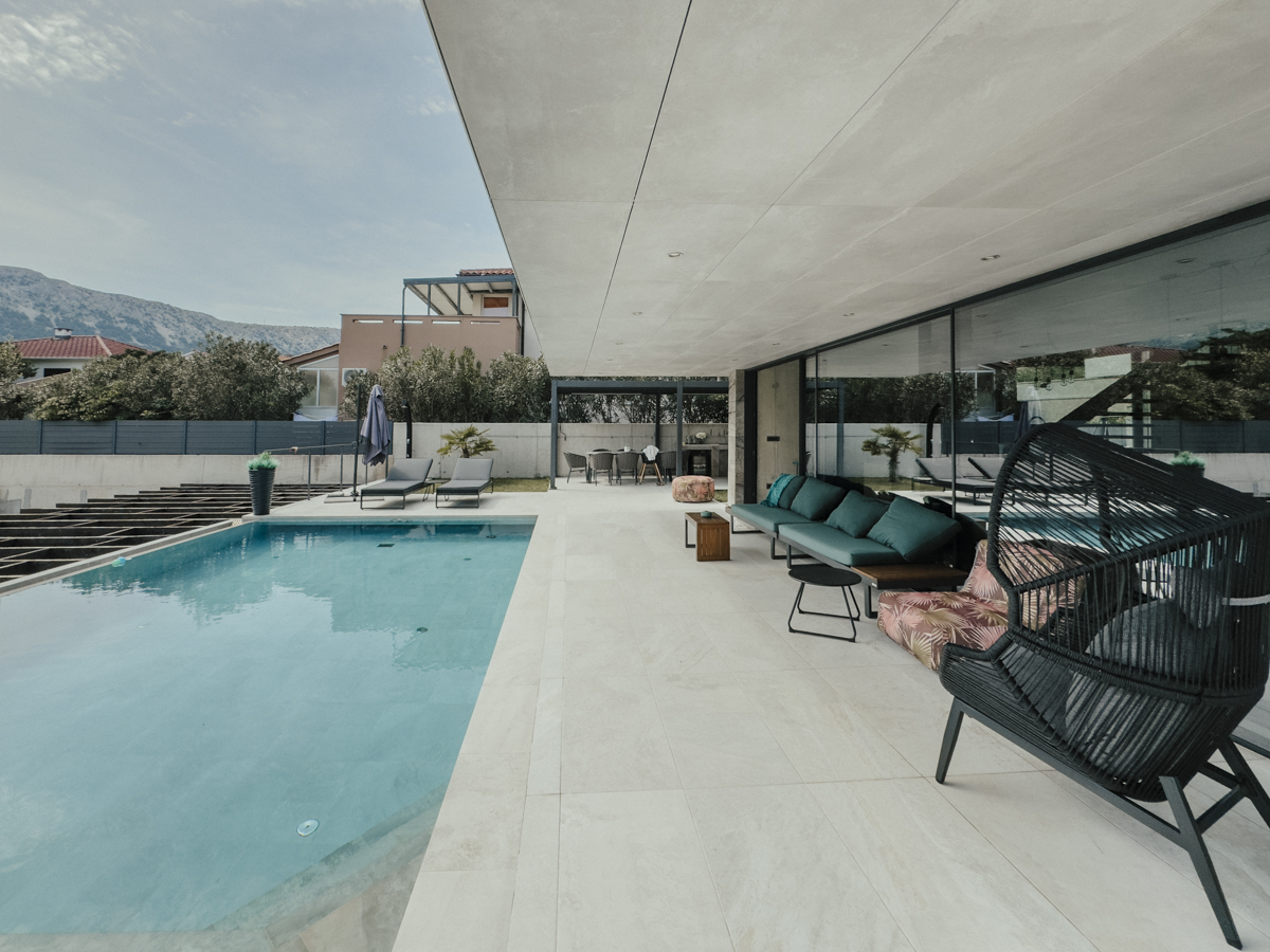 COCOtravel Kroatien Krk VillaBesca Aussenansicht 6 1 COCOtravel Kroatien Krk VillaBesca Aussenansicht 6 1