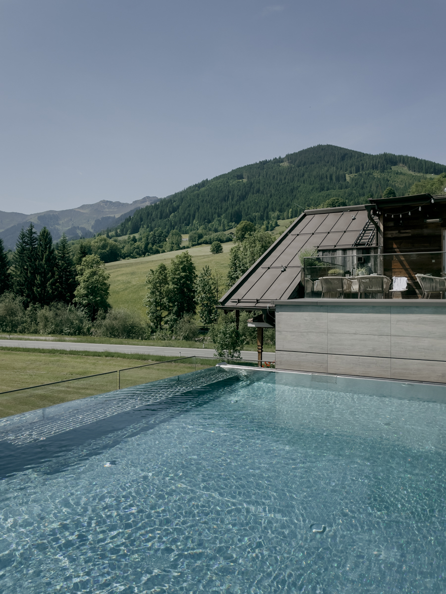 COCOtravel Oesterreich MariaAlm Sepp Pool BlickInsGruene COCOtravel Oesterreich MariaAlm Sepp Pool BlickInsGruene
