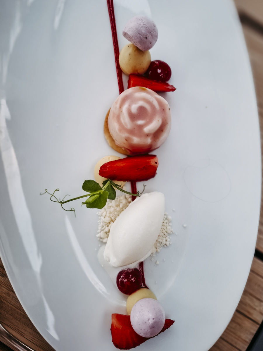 COCOtravel Hohenwart Dessert COCOtravel Hohenwart Dessert