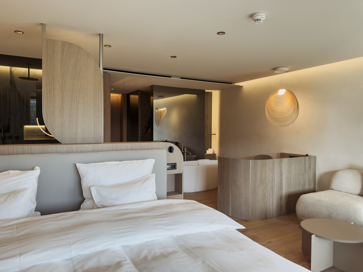 COCOtravel Suedtirol Solvie Zimmer Bett COCOtravel Suedtirol Solvie Zimmer Bett