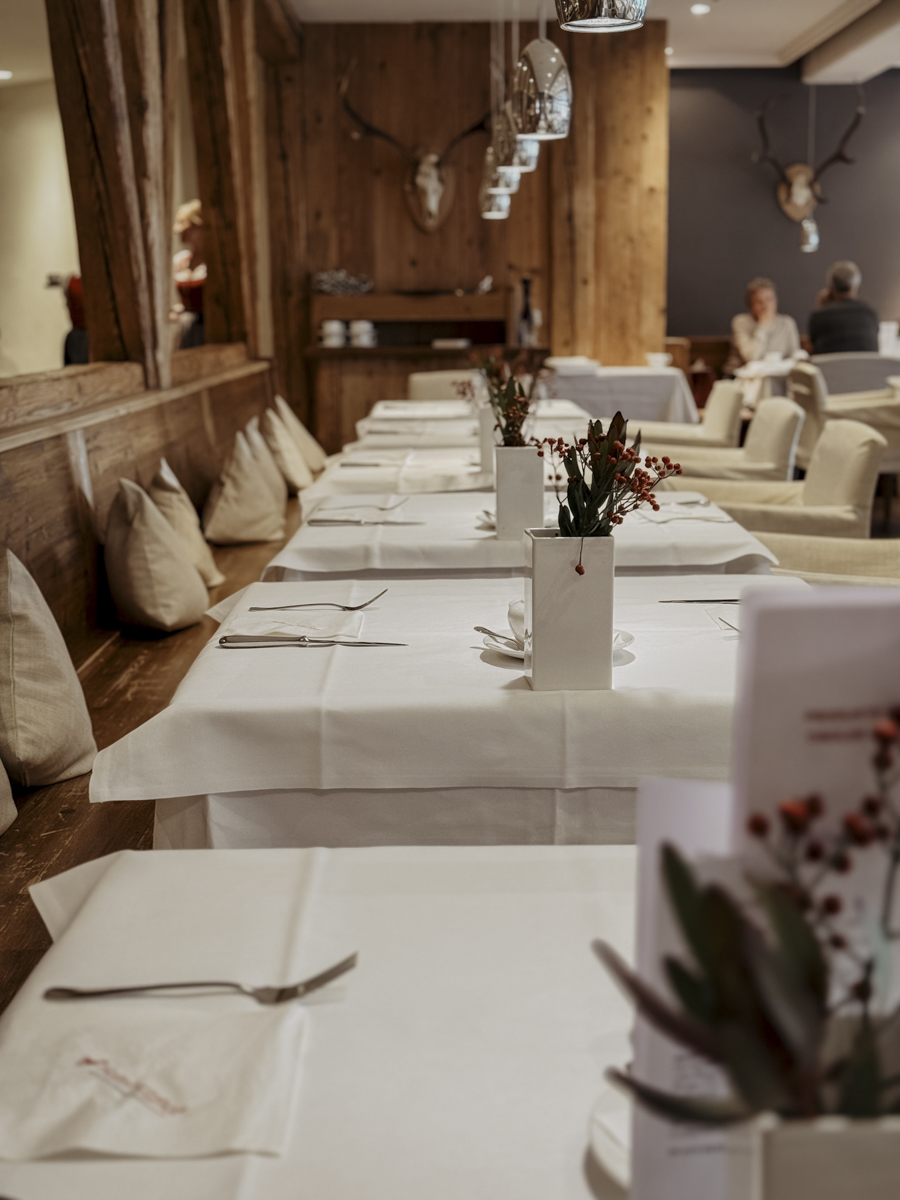 COCOtravel Oesterreich Kitzbuehel Kitzhof Restaurant Fruehstueck 8 COCOtravel Oesterreich Kitzbuehel Kitzhof Restaurant Fruehstueck 8