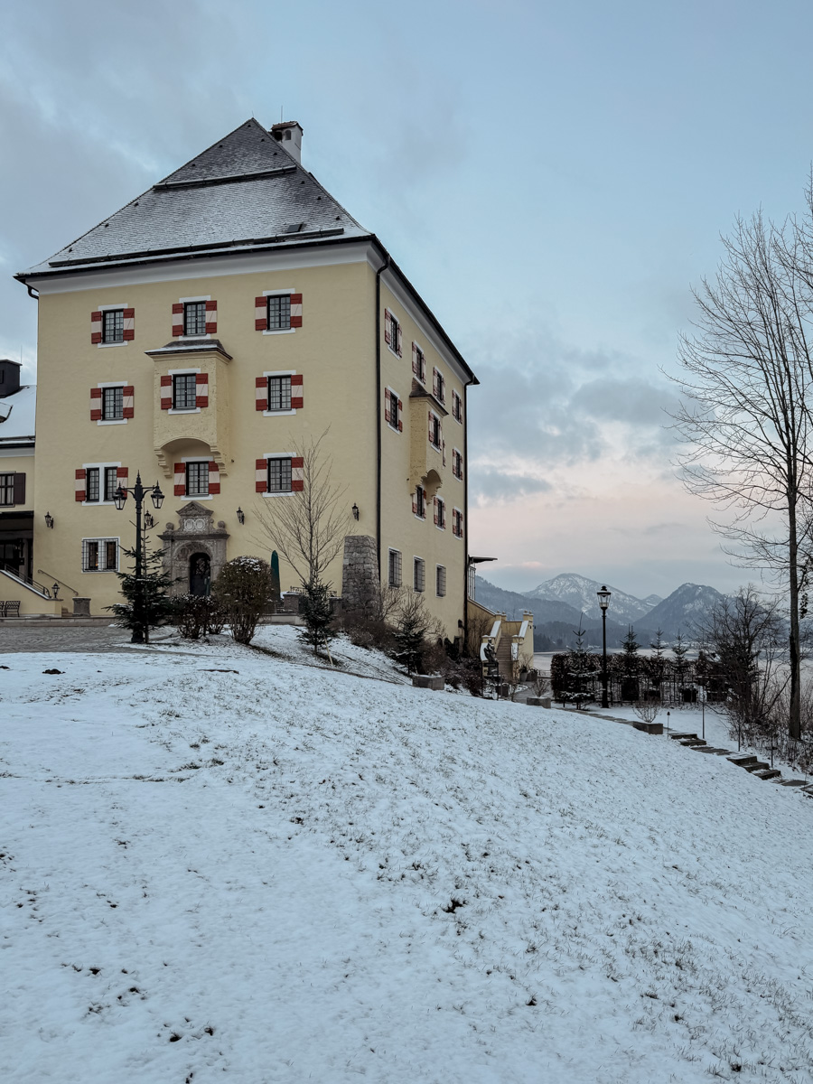 COCOtravel Oesterreich Fuschl Rosewood SchlossFuschl Schloss von außen 2 COCOtravel Oesterreich Fuschl Rosewood SchlossFuschl Schloss von außen 2