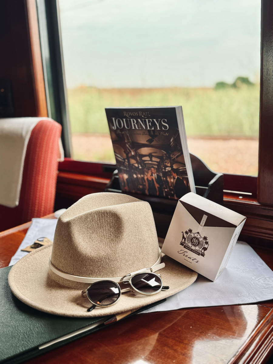 COCOtravel Suedafrika RovosRail DeluxeSuite 10 COCOtravel Suedafrika RovosRail DeluxeSuite 10