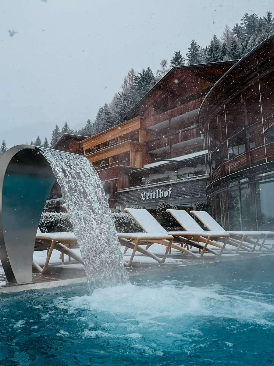 COCOtravel Südtirol Leitlhof WasserfallamPool1