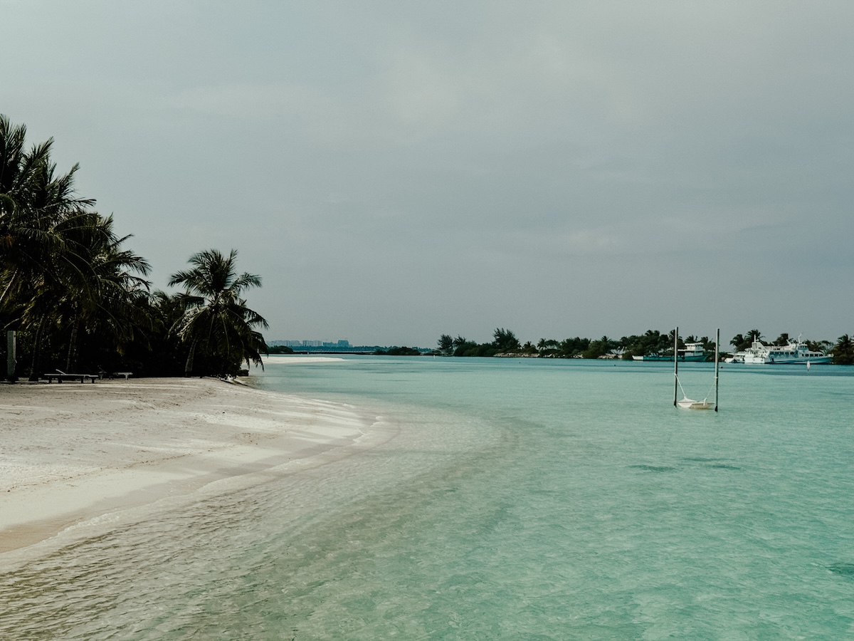 quer COCOtravel villa nautica maldives beach meer quer COCOtravel villa nautica maldives beach meer