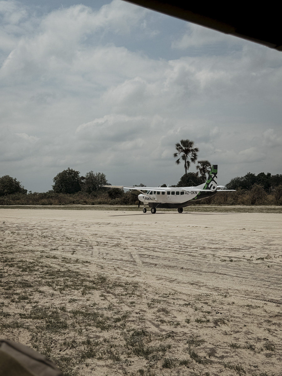 COCOtravel Botswana GreatPlains DubaExplorersCamp Flug 5 COCOtravel Botswana GreatPlains DubaExplorersCamp Flug 5