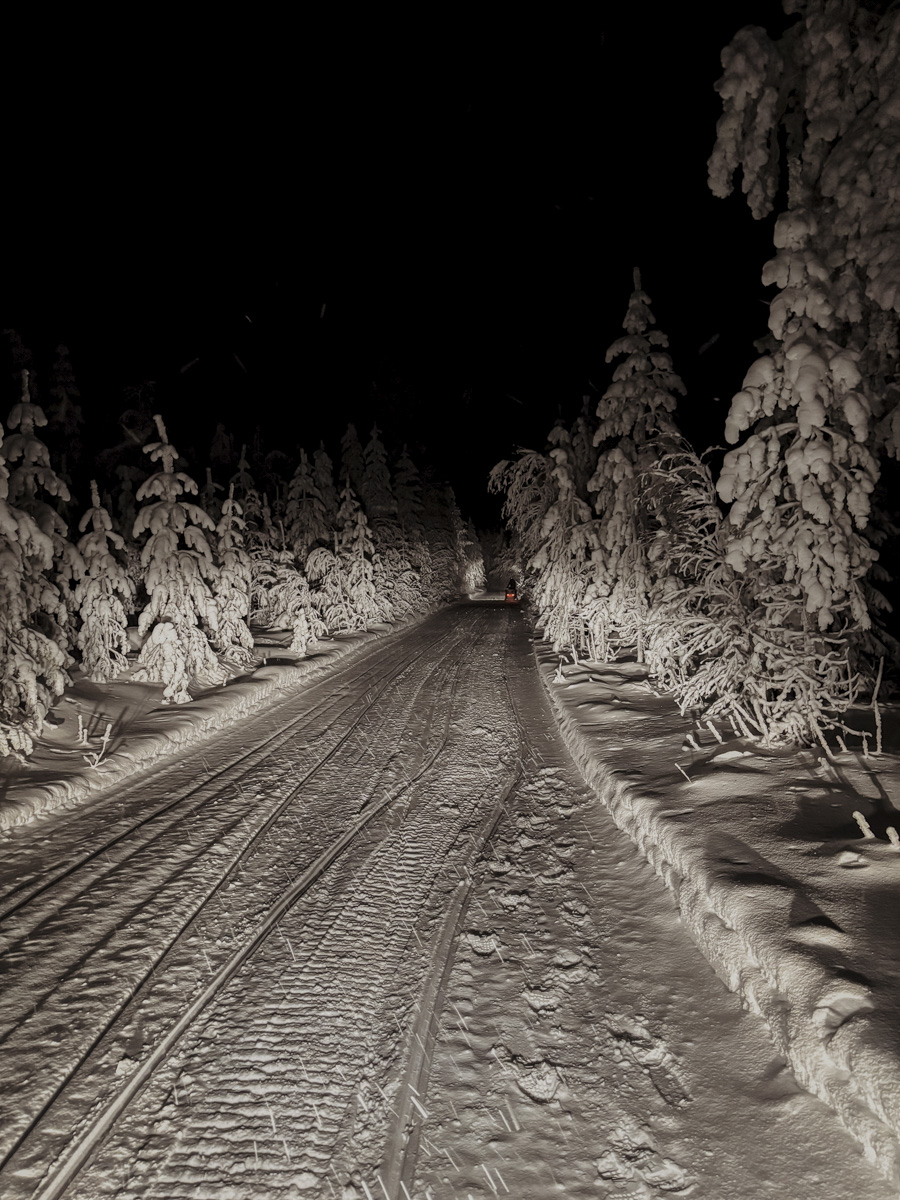 COCOtravel Lappland NovaGalaxyVillage SnowMobileTour 4 COCOtravel Lappland NovaGalaxyVillage SnowMobileTour 4