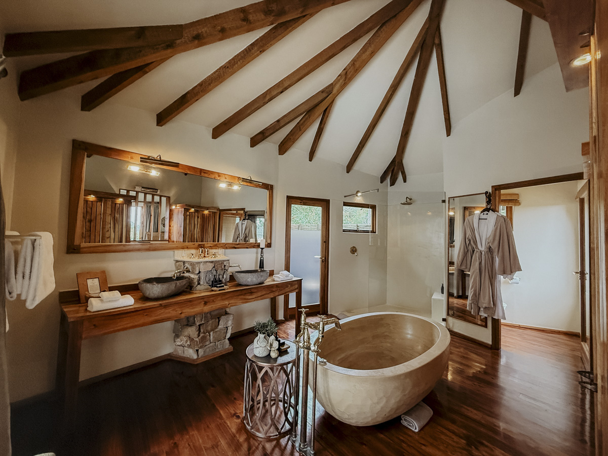 COCOtravel Suedafrika TsalaTreetopLodge Suite Badezimmer 6 COCOtravel Suedafrika TsalaTreetopLodge Suite Badezimmer 6