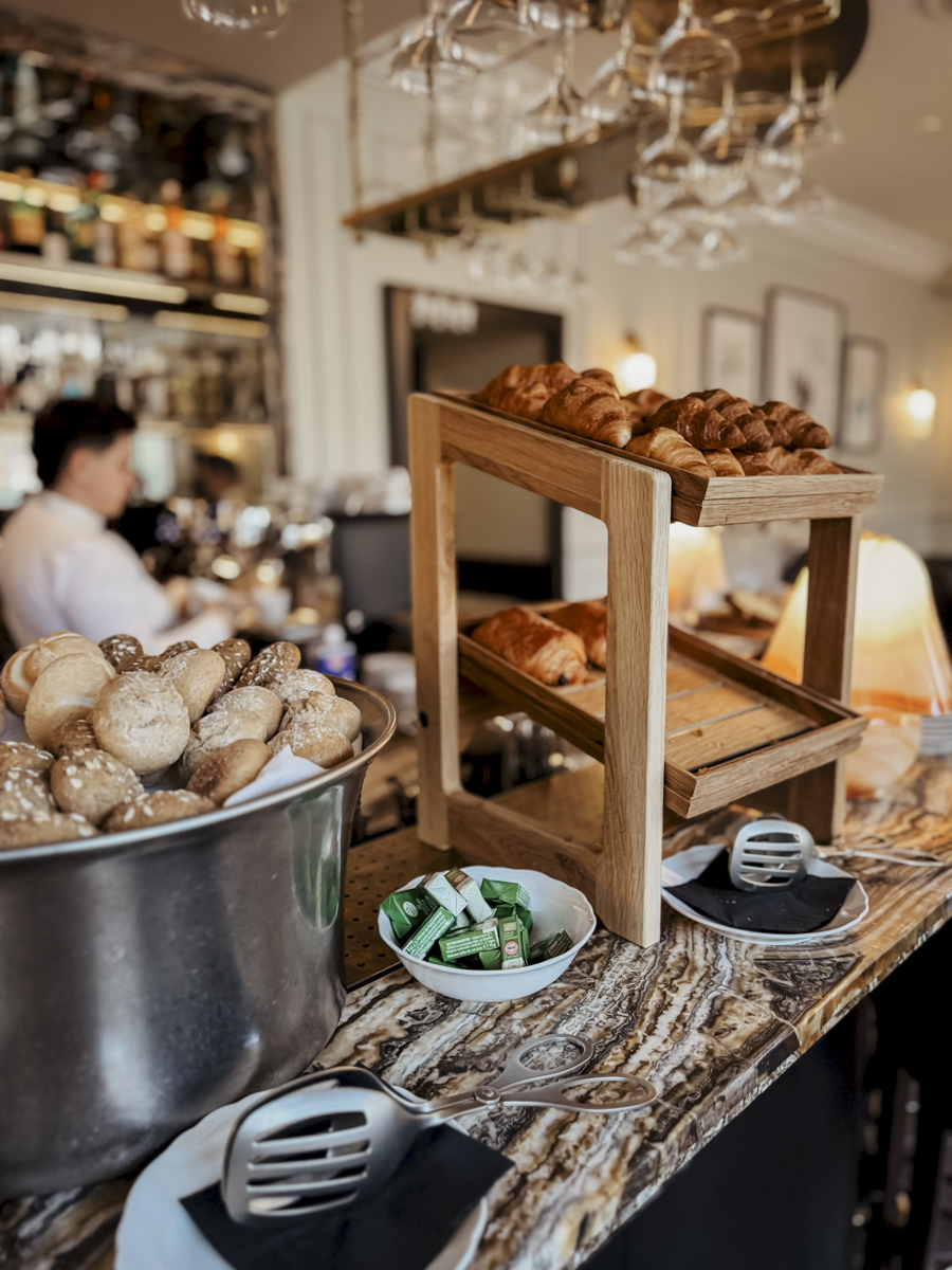 hoch fruehstueck bar miiro palais rudolf wien COCOtravel hoch fruehstueck bar miiro palais rudolf wien COCOtravel