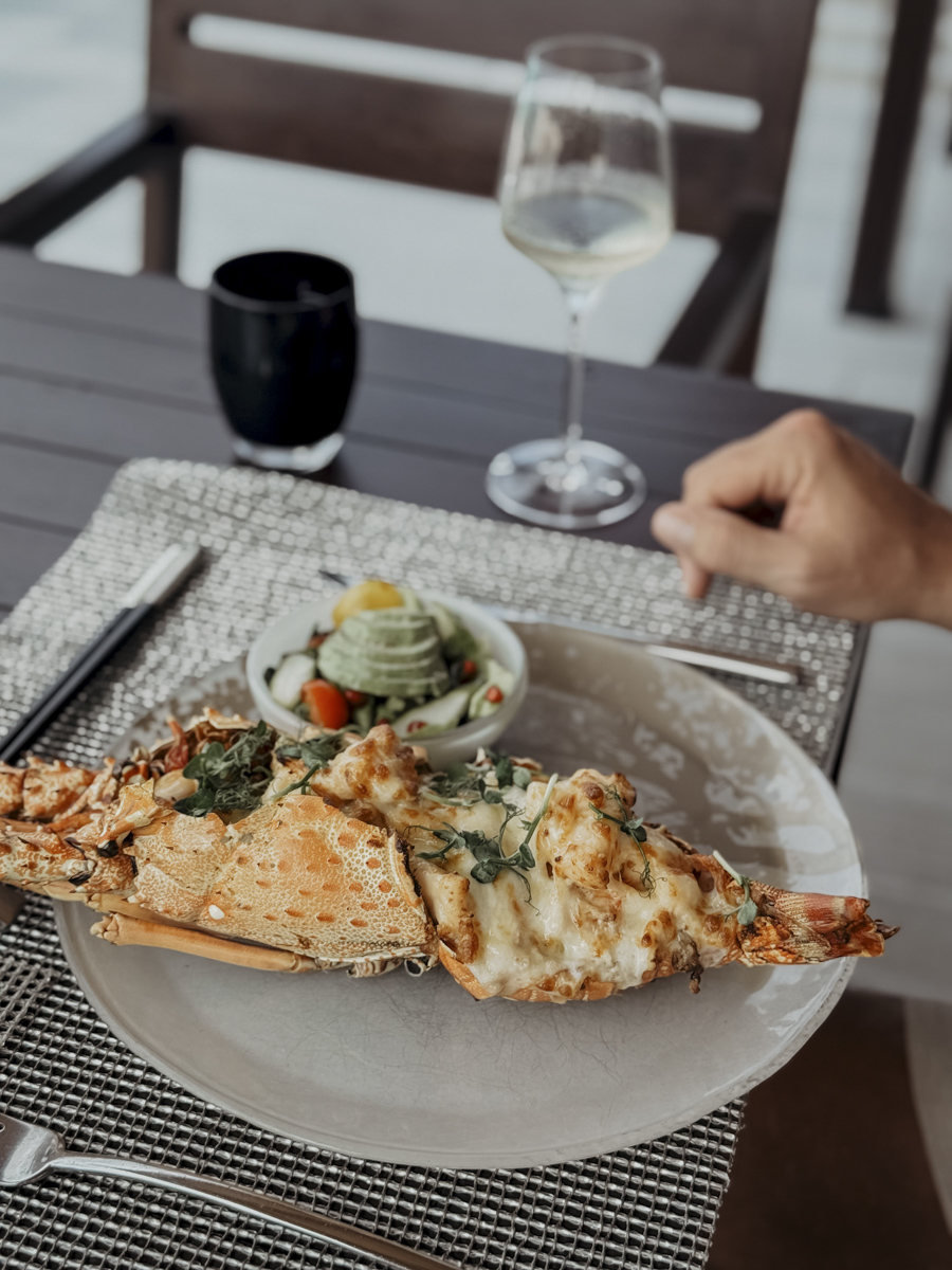 hoch kulinarik bodumas lunch lobster kuredhivaru malediven COCOtravel hoch kulinarik bodumas lunch lobster kuredhivaru malediven COCOtravel
