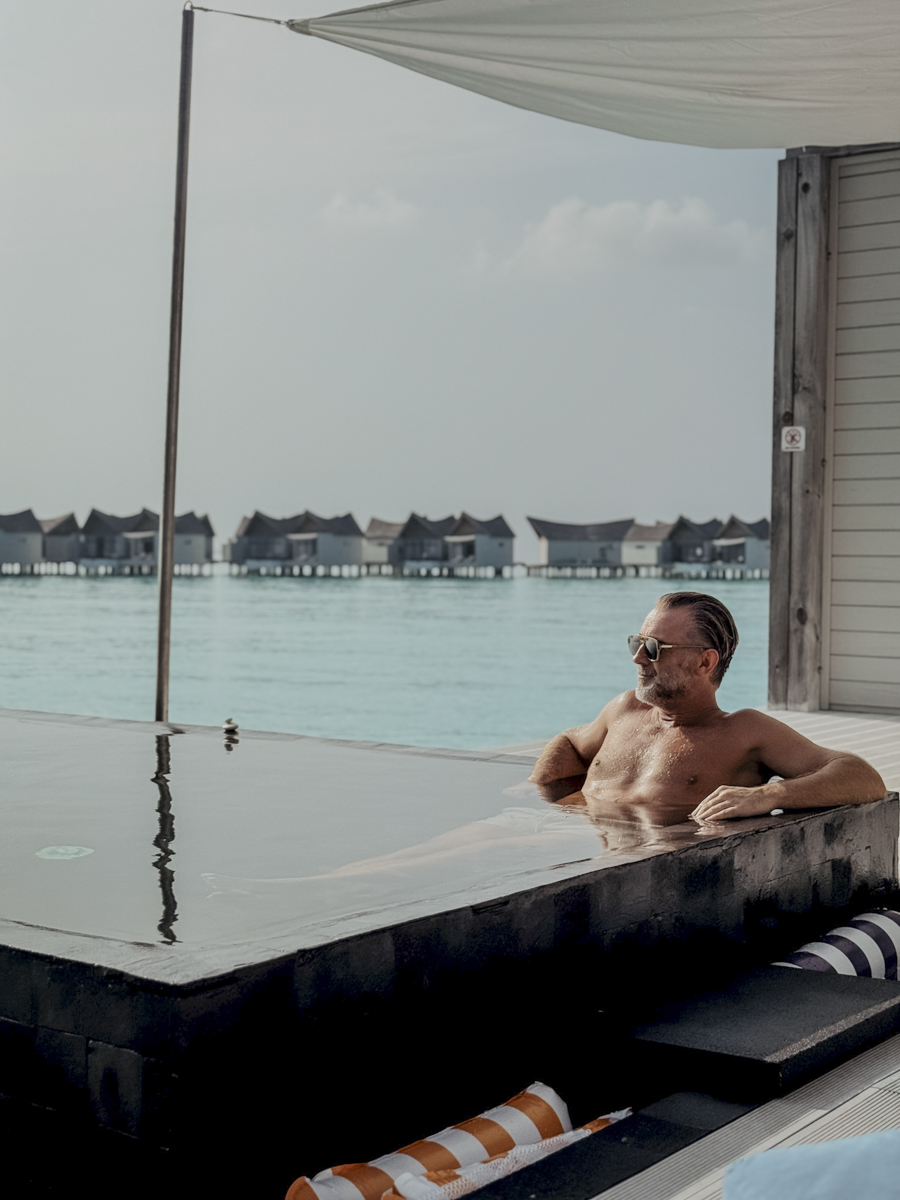 hoch villa pool andi kuredhivaru malediven COCOtravel hoch villa pool andi kuredhivaru malediven COCOtravel