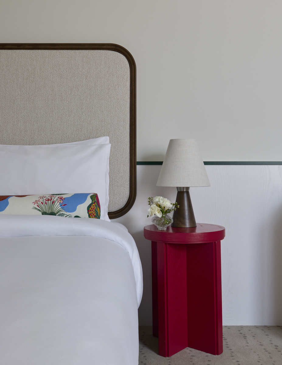 Spittelberg Vienna The Deluxe Studio Bed details portrait highres 1