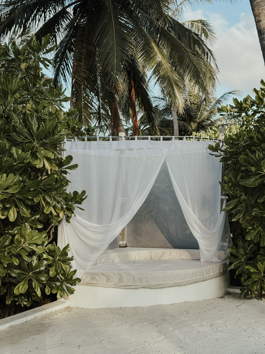 hoch COCOtravel velassaru maldives allgemein beacharea2