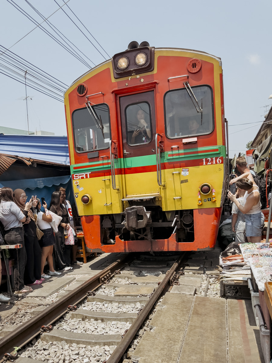 COCOtravel Thailand Maeklong Station 3 COCOtravel Thailand Maeklong Station 3
