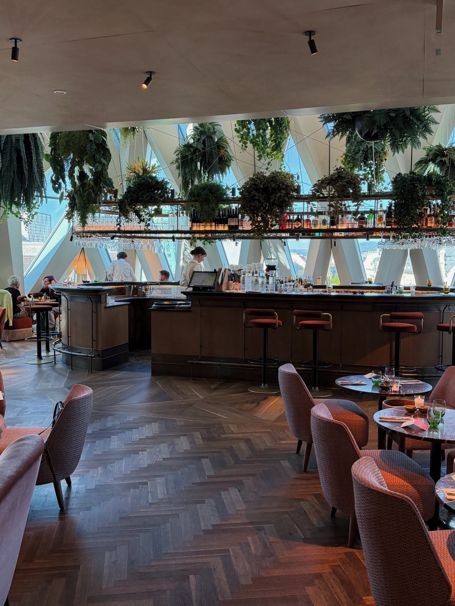 hotel motto wien cocotravel restauran chez bernard3