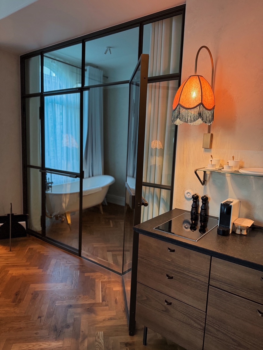 hotel motto wien cocotravel zimmer junior suite eingang